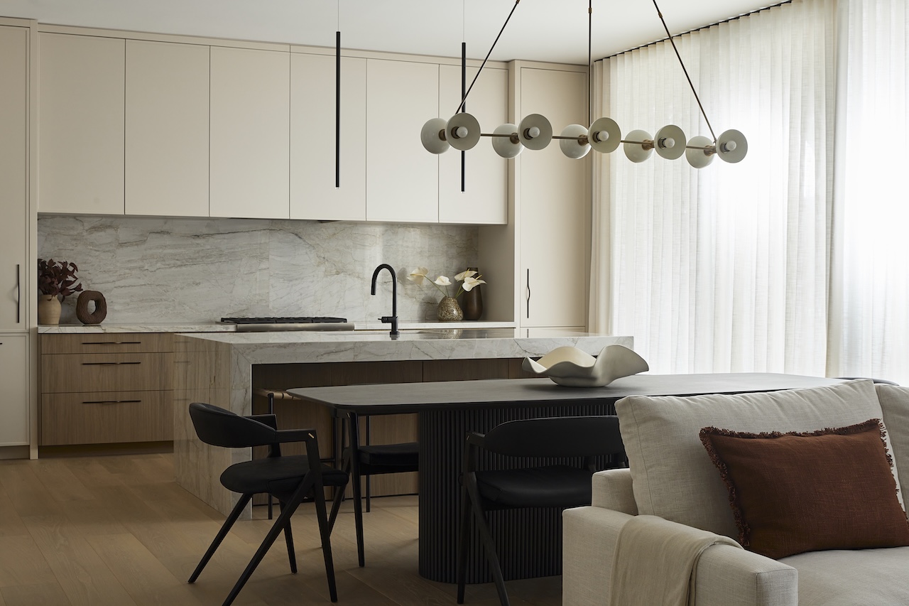 Contemporary living space by Studio Brocca showing modern Tuscan color integration.