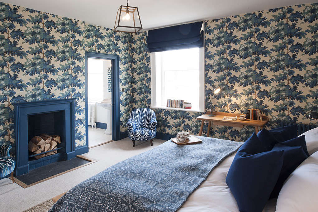 Steal the Look: Suzy Hoodless’s Patterned English Bedroom Design Guide