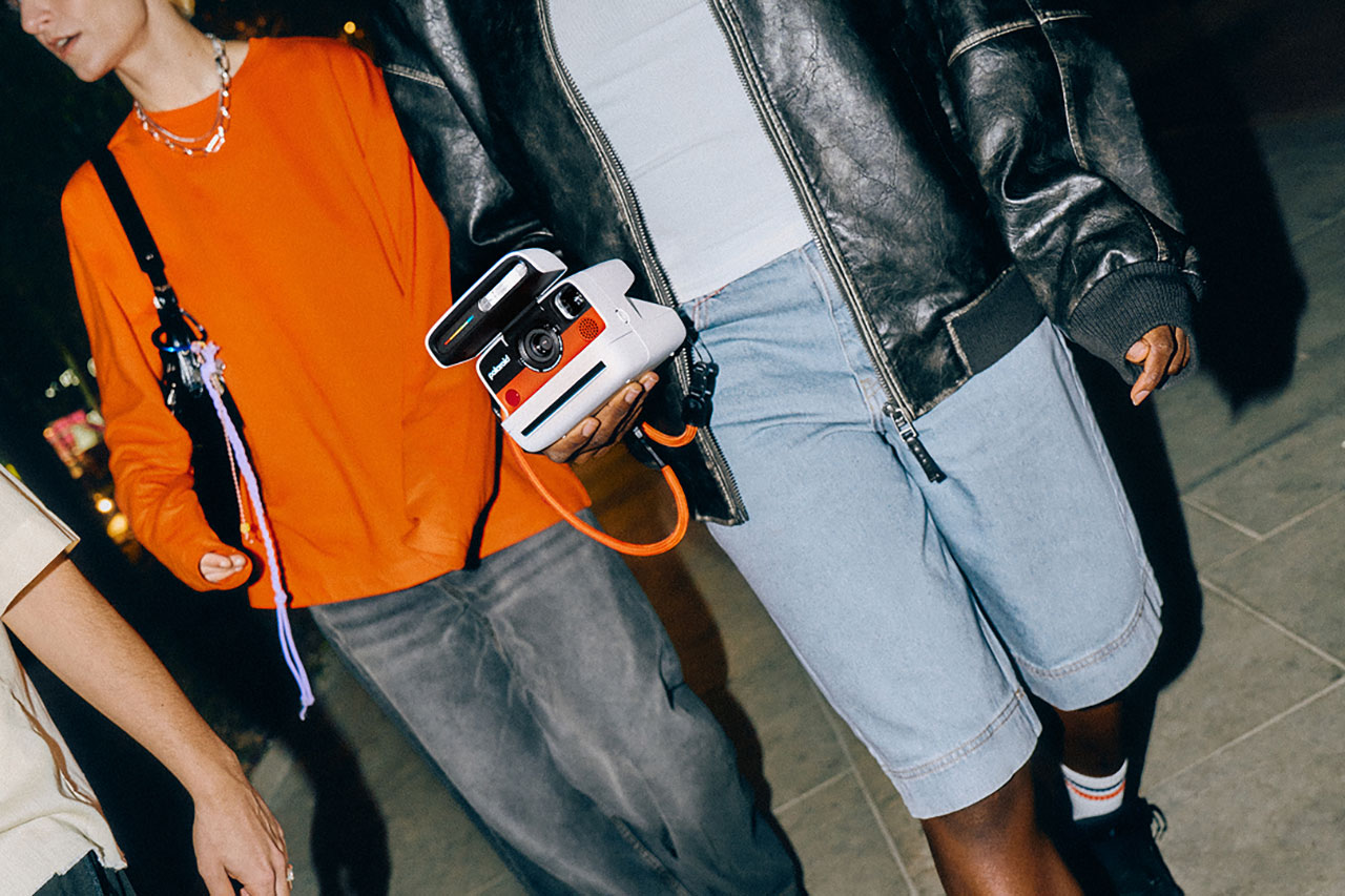 Why the Polaroid Flip is the Ultimate Tool for a Mindful Lifestyle