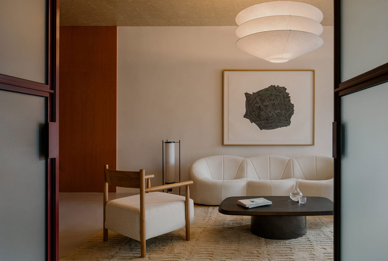 Softening the Edge: How to Mix Brutalist Concrete with Warm Modern Office Interiors