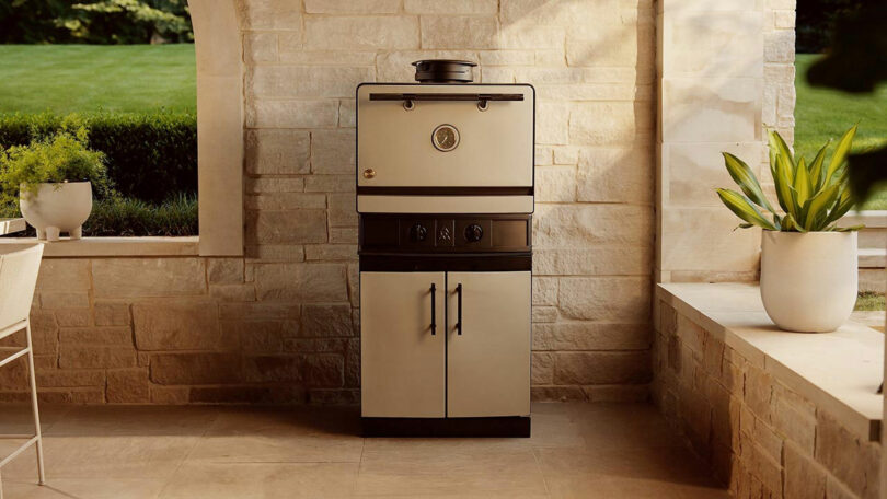 Close-up of the Emberhaus stainless steel exterior and temperature gauge.