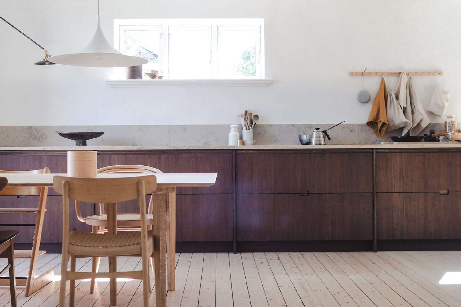 Ask og Eng: Mastering Sustainable Bamboo in Modern Interior Architecture