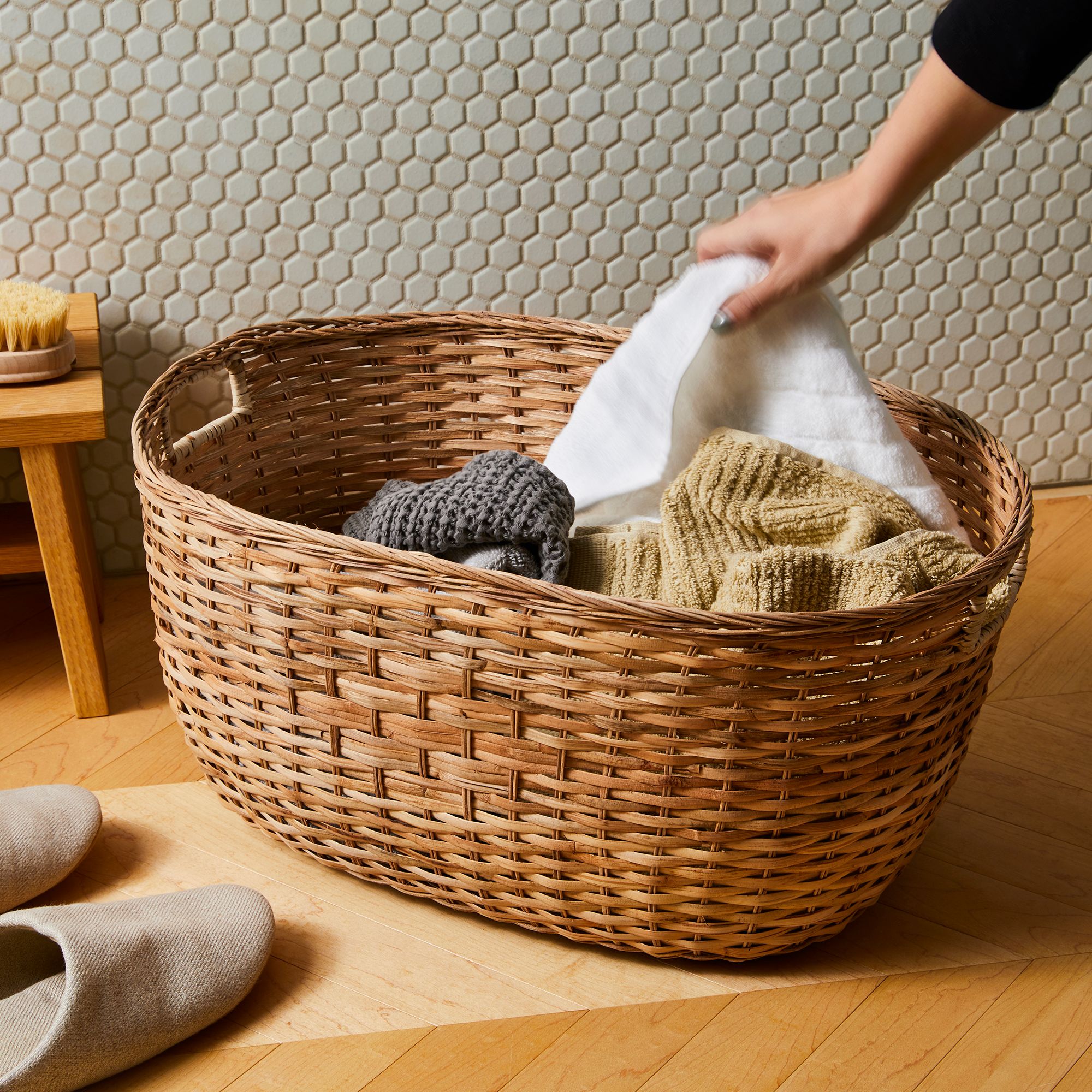 The Ultimate School-Week Laundry Hack: Organizing Kids' Outfits with Hanging Shoe Organizers