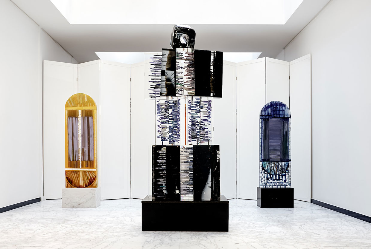 Mastering Light Alchemy: The Pioneering Resin Innovations of Monique Rozanès