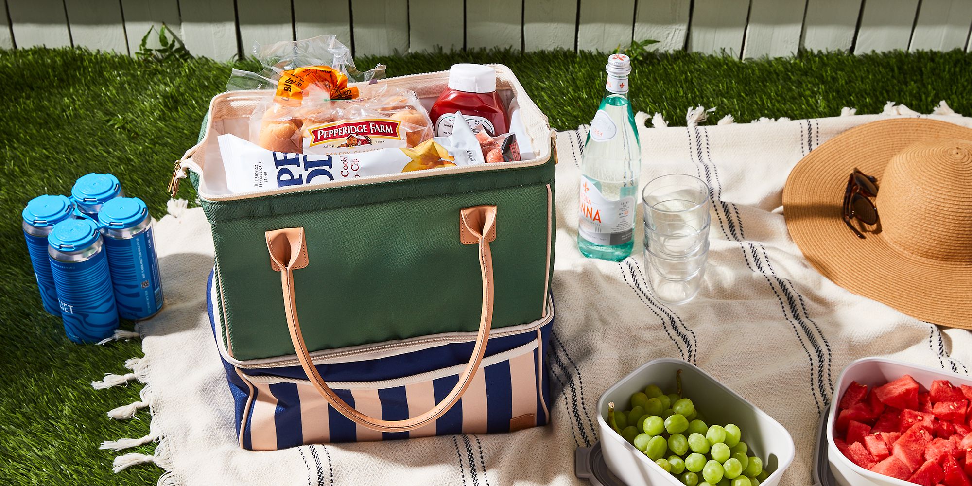7 Essential Outdoor Gear Picks for a Perfect Summer Staycation Experience
