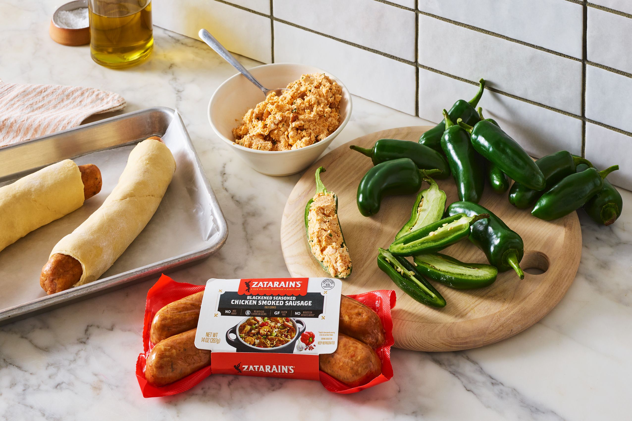 The Ultimate Outdoor Game Day Hosting Setup: 3 Essentials for the Perfect Backyard Tailgate