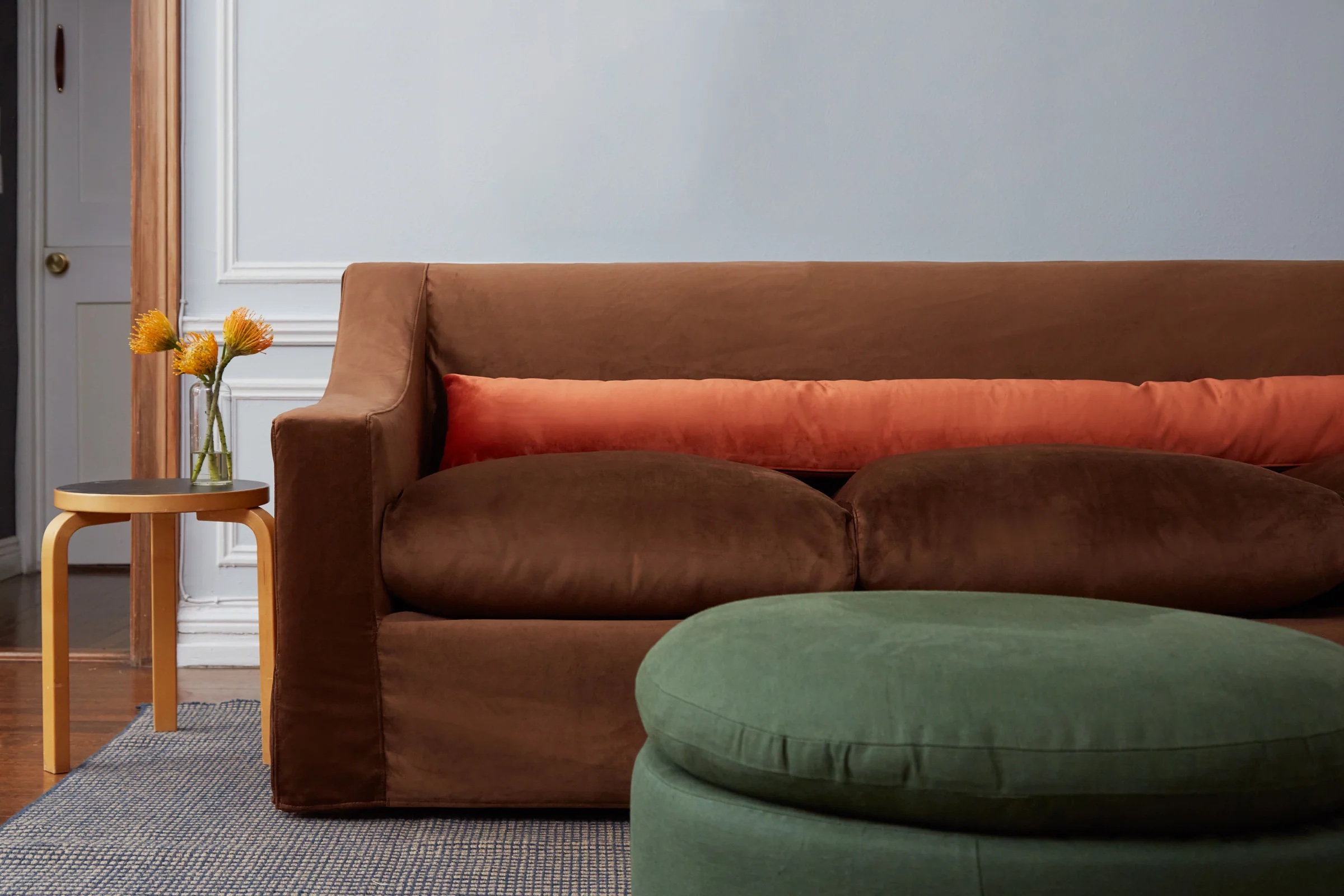 3 Best Direct-to-Consumer Sofa Brands (2026): Quality and Value Compared