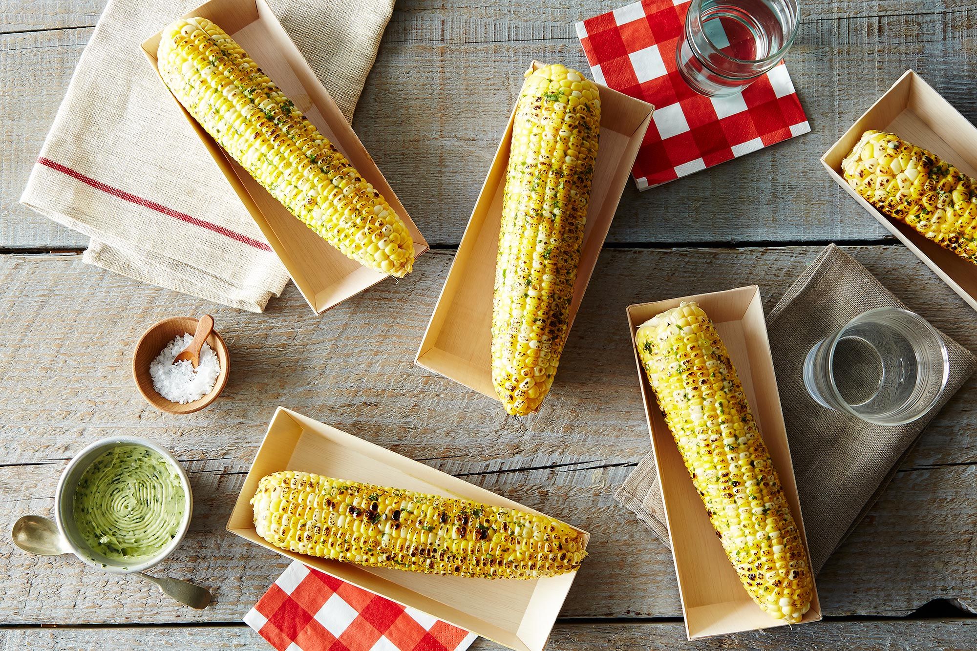 How to Shuck Corn in the Microwave: The Ultimate Silk-Free Hack