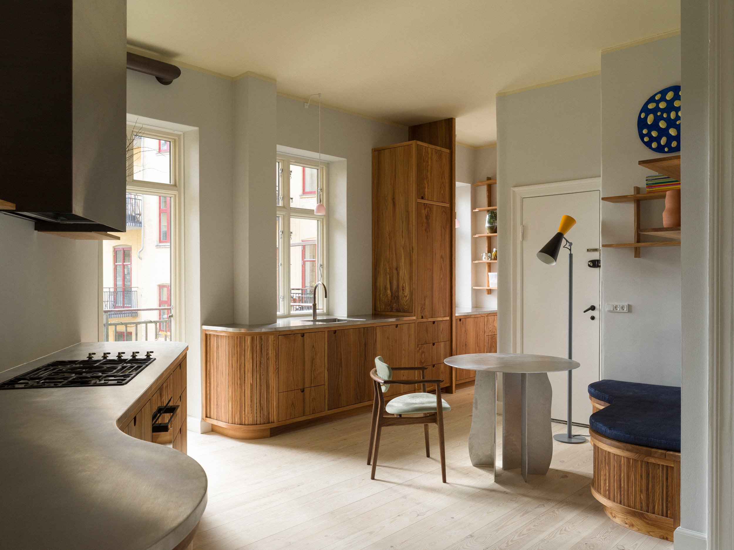 From Felled Elm to Fine Art: Sustainable Custom Kitchen Design in Copenhagen