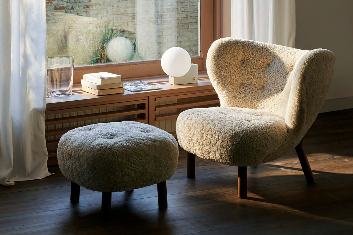 10 Best Sheepskin Lounge Chairs: Iconic Scandinavian Designs for Ultimate Comfort
