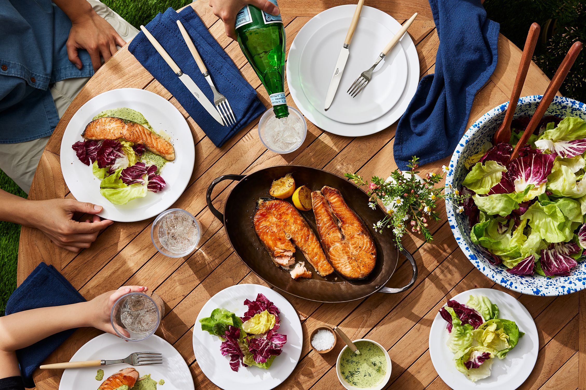 14 Best Tableware Essentials for Stylish & Durable Al Fresco Entertaining
