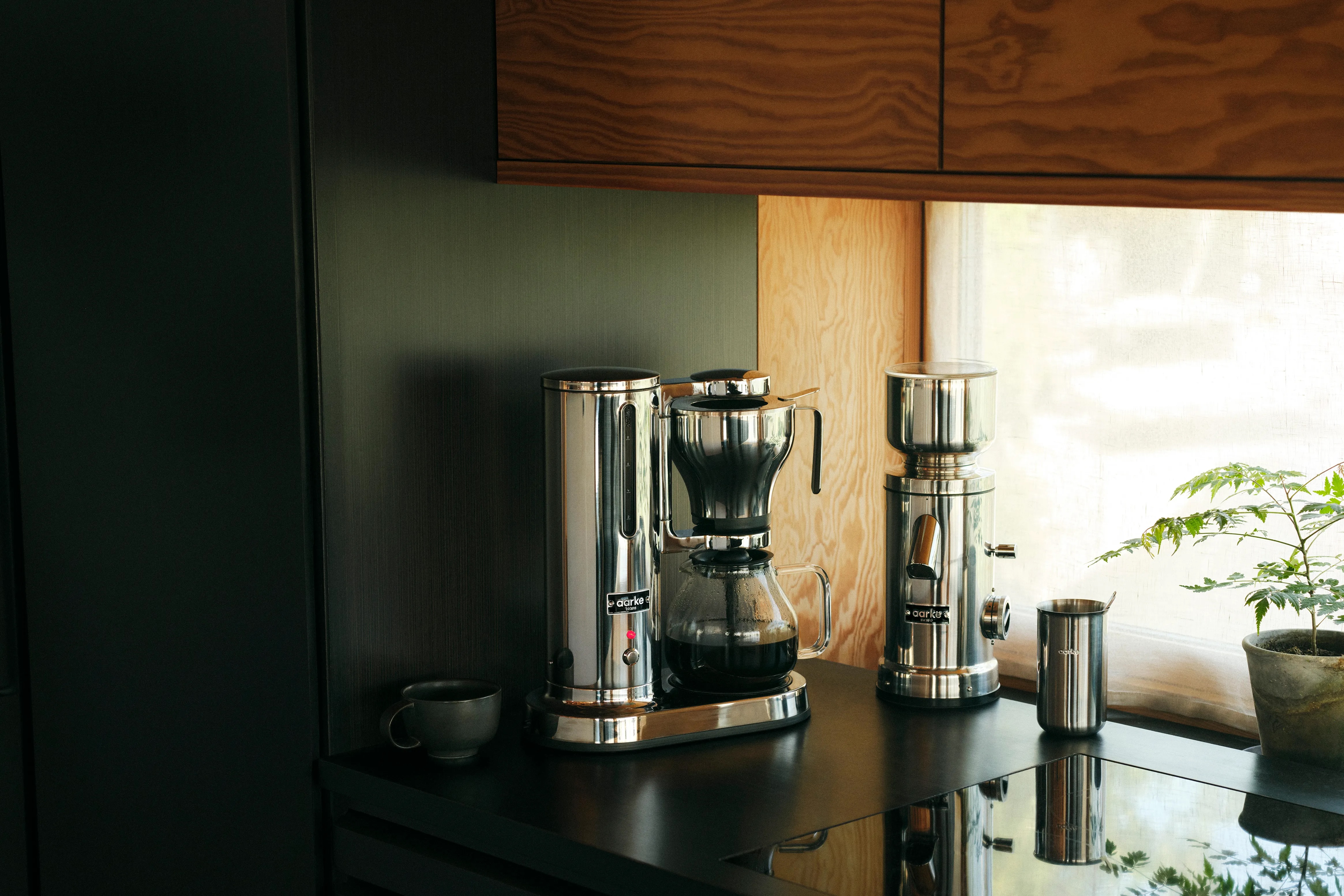 10 Best Plastic-Free Coffee Makers of 2025: Non-Toxic Brewing Guide