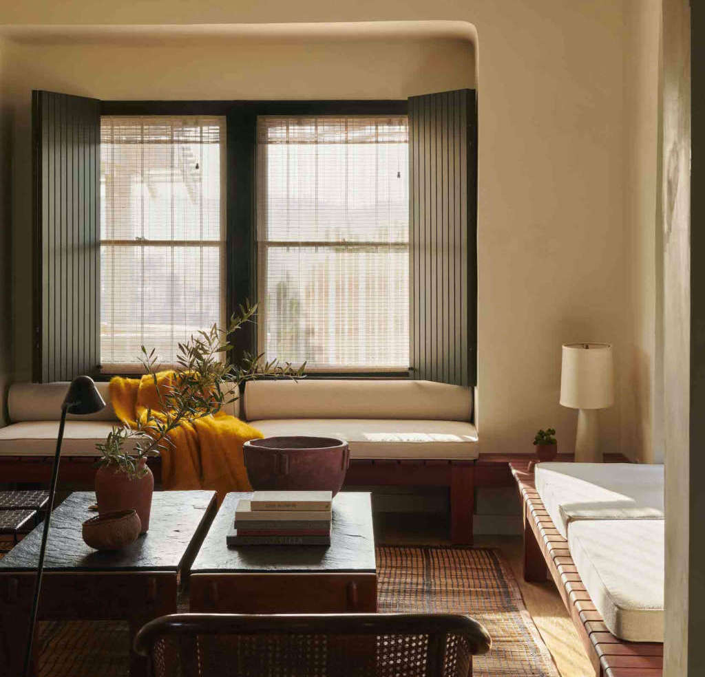 Master the Earthy Texture Trend: 10 Expert Ways to Style Your Modern Living Area