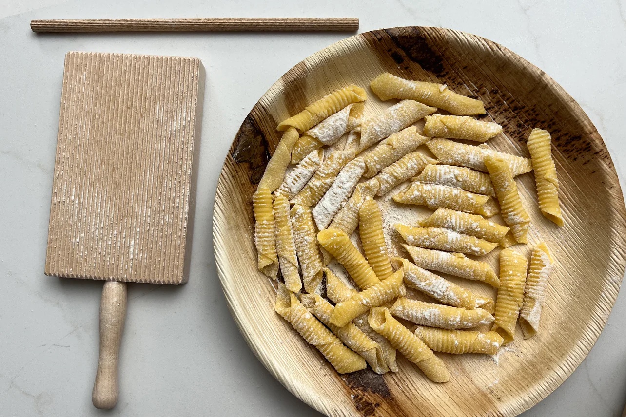 7 Essential Old-School Tools for Authentic Italian Pasta Making: The Traditional Guide