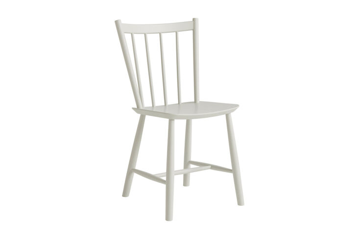 A white HAY J41 Side Chair, a modern reissue of a Børge Mogensen design.