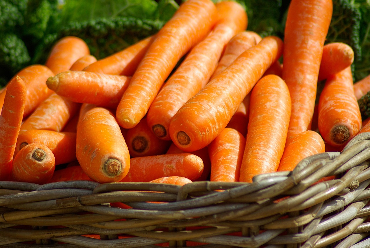 7 Pro Hacks to Extend the Life of Your Seasonal Produce & Keep Veggies Fresh